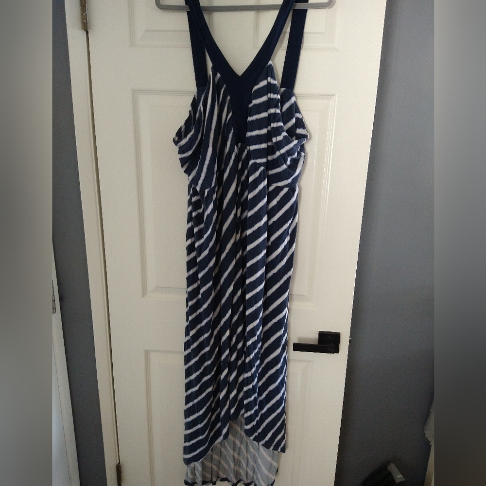 Lane Bryant sz 26/28 blue/white long sleeveless dress